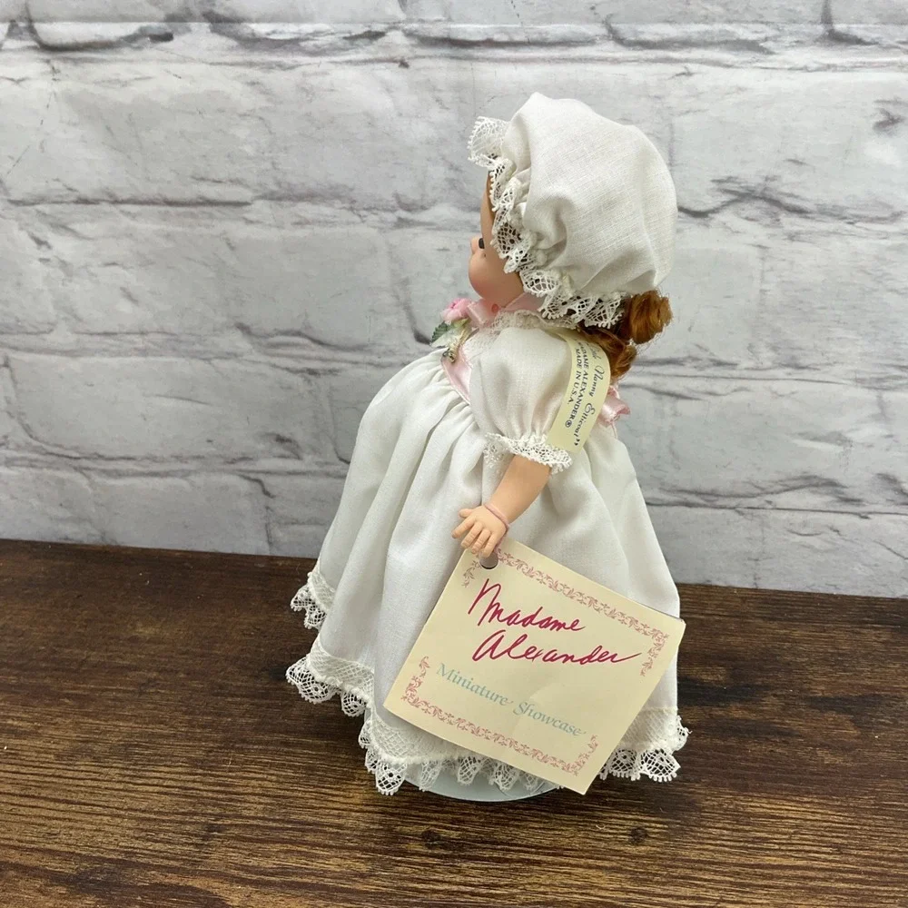 Madame‎ Alexander 8